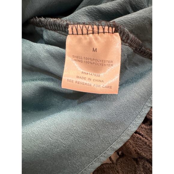 *NWT* Romeo and Juliet Black and Teal Lace Overlay Dress -  Size Medium - Picture 9 of 10